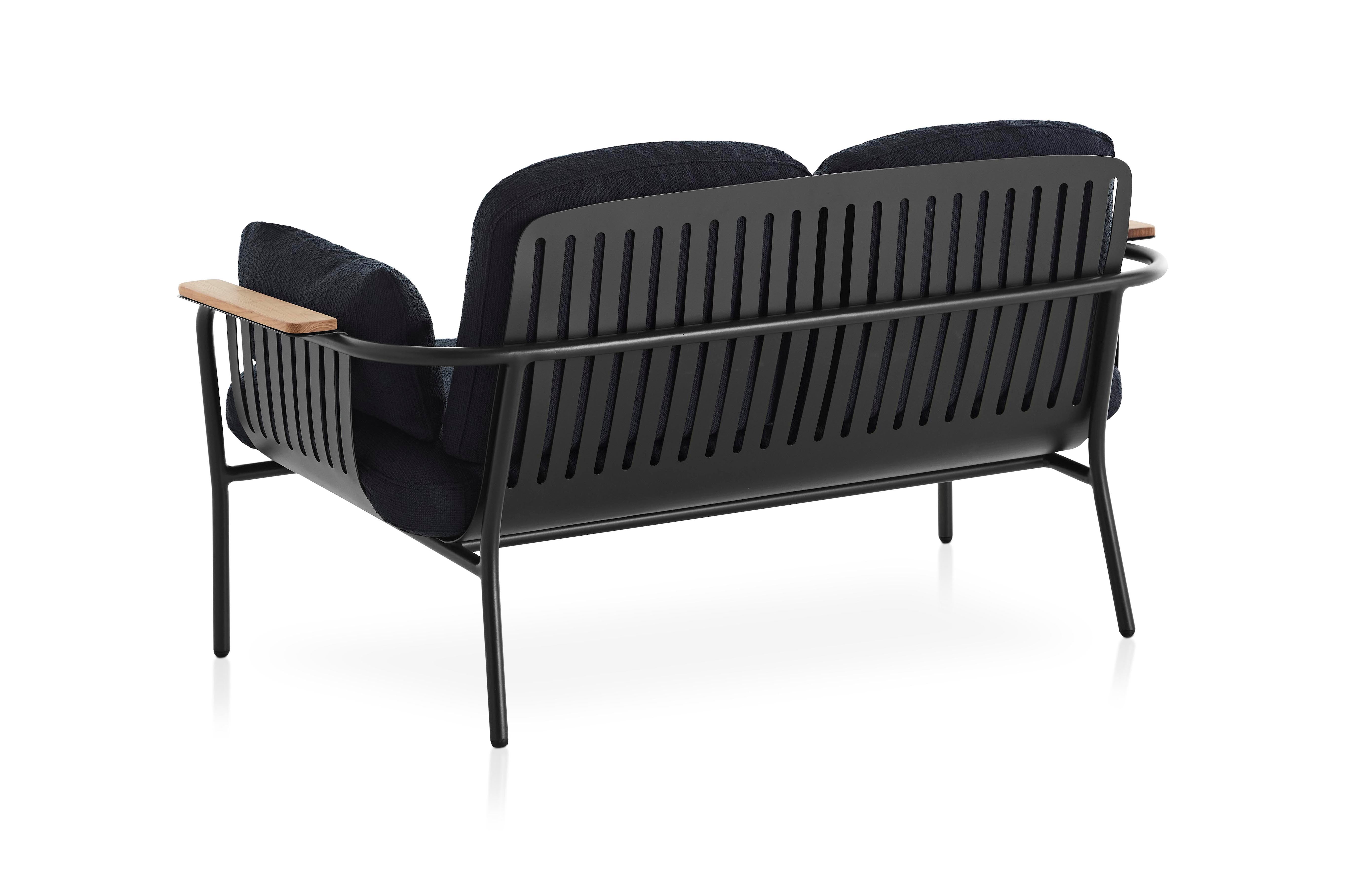 Capa 2 Seat Sofa