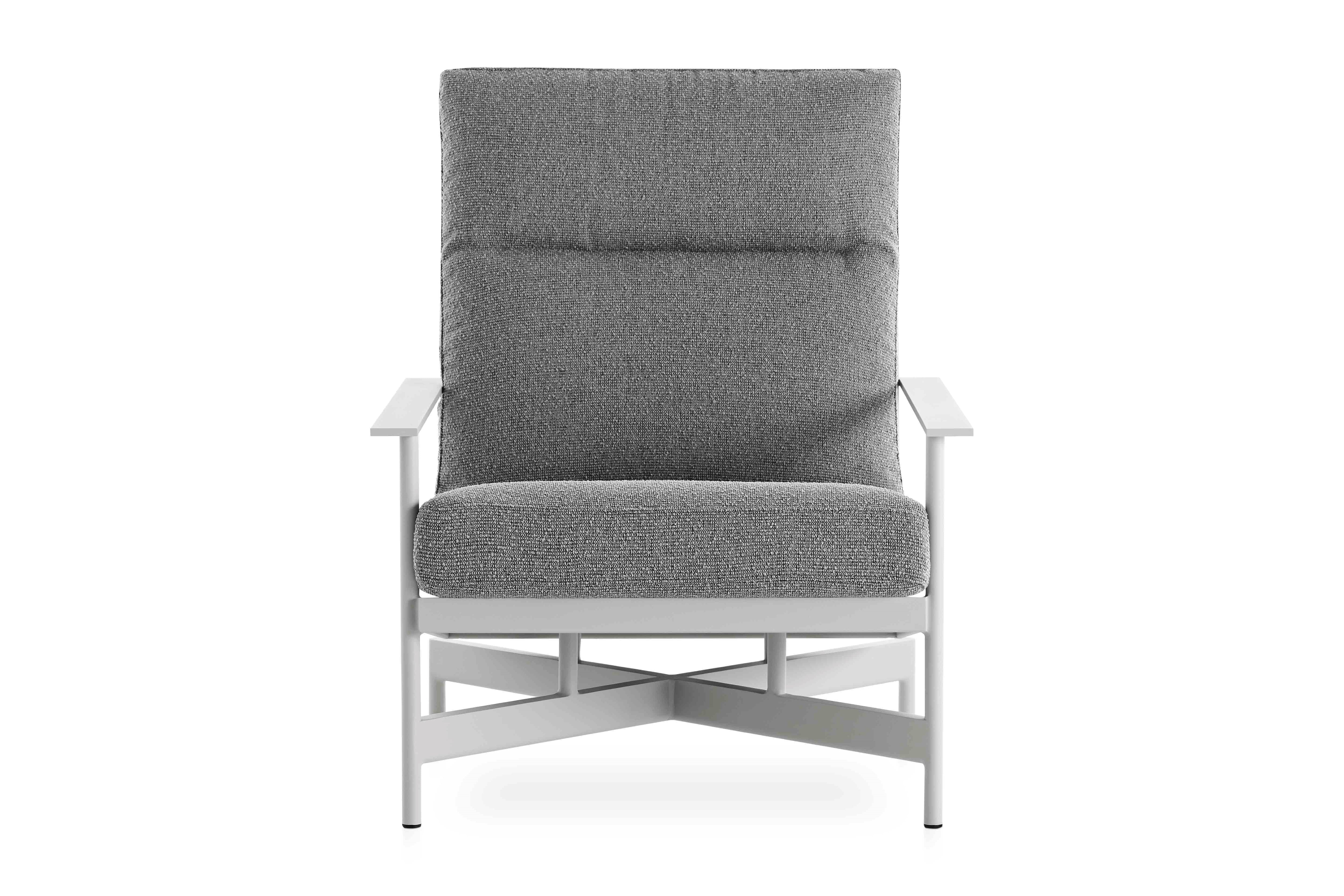 Onde Club Armchair