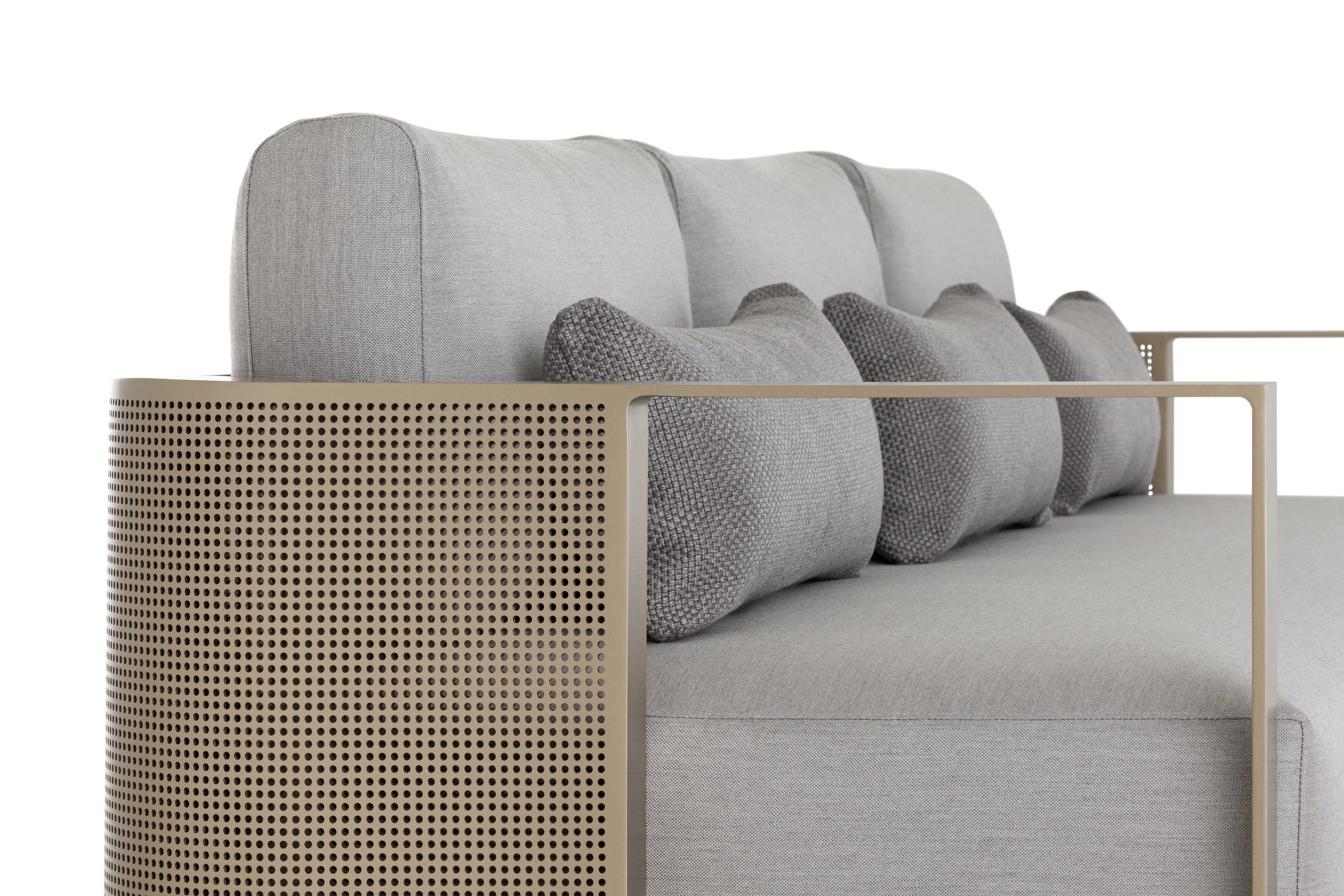 Solanas Sofa 3