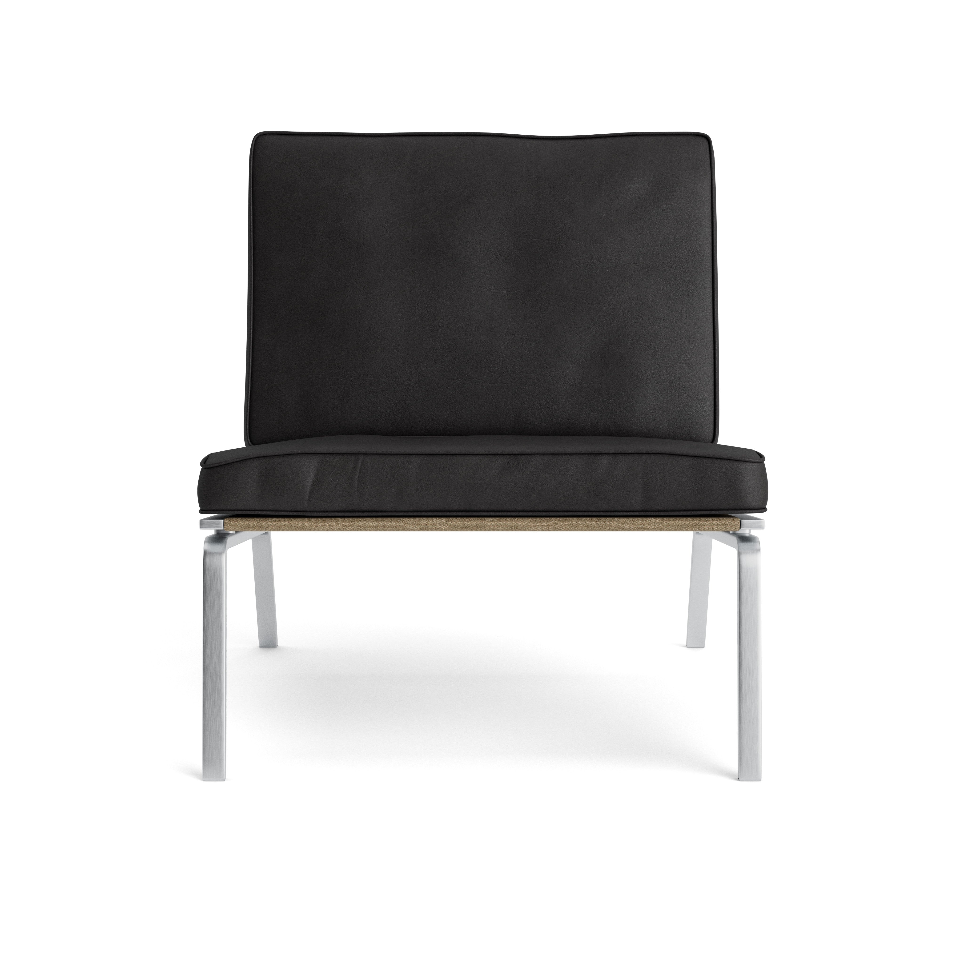 Man Lounge Chair