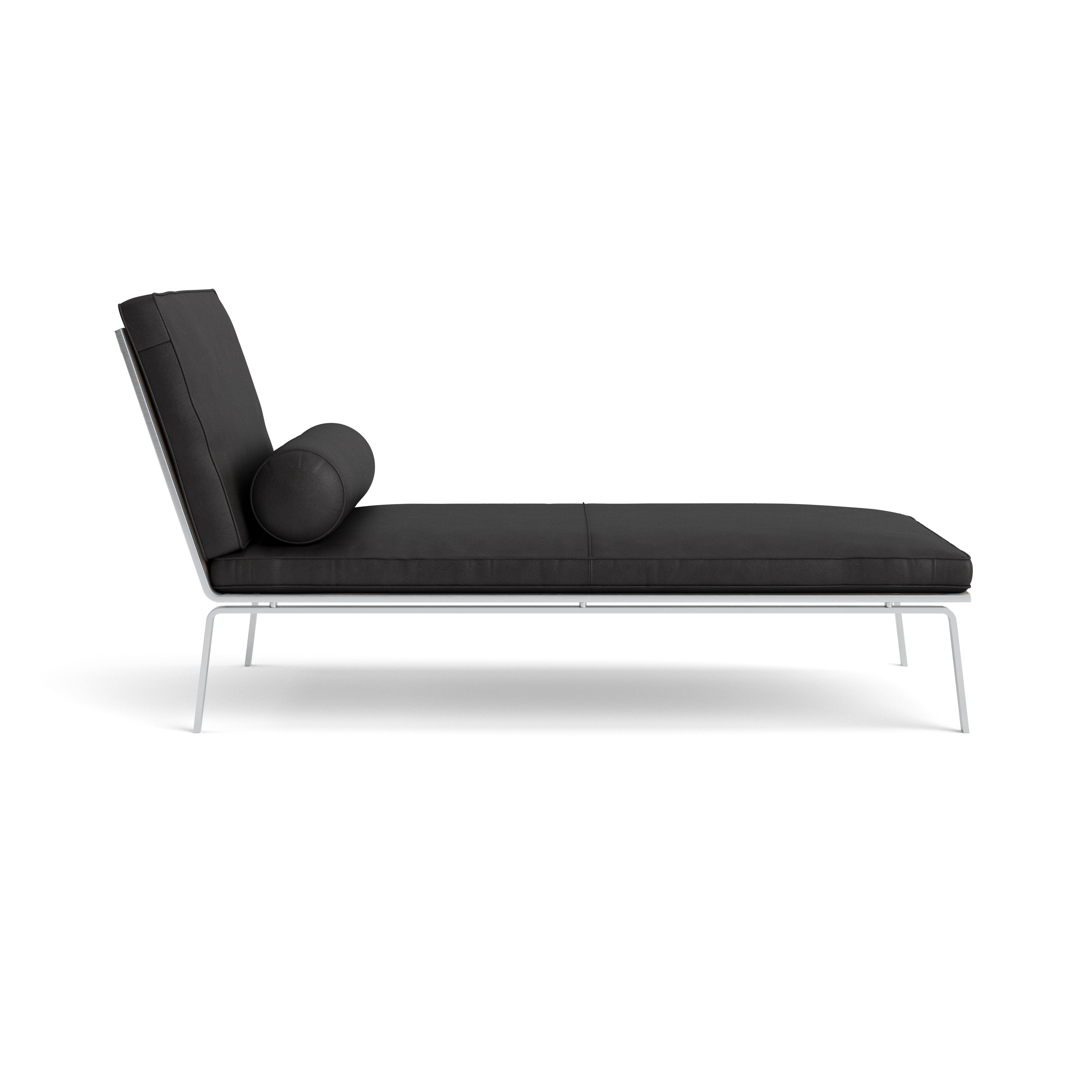 Man Chaise Longue